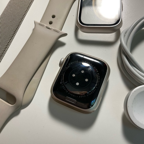 Apple Watch Series 8 45mm Starlight - Picture 5 of 5